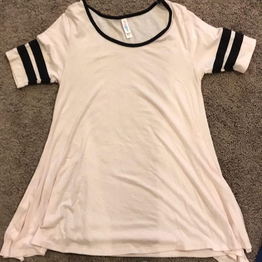 LuLaRoe Perfect Tee
